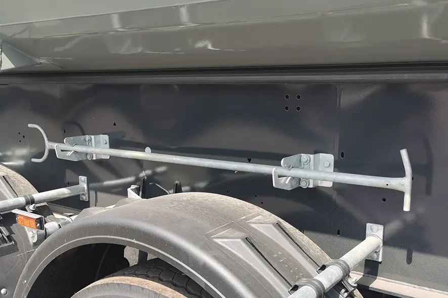 Schmitz Cargobull SKI 24 4-Axle Tipper Trailer 8