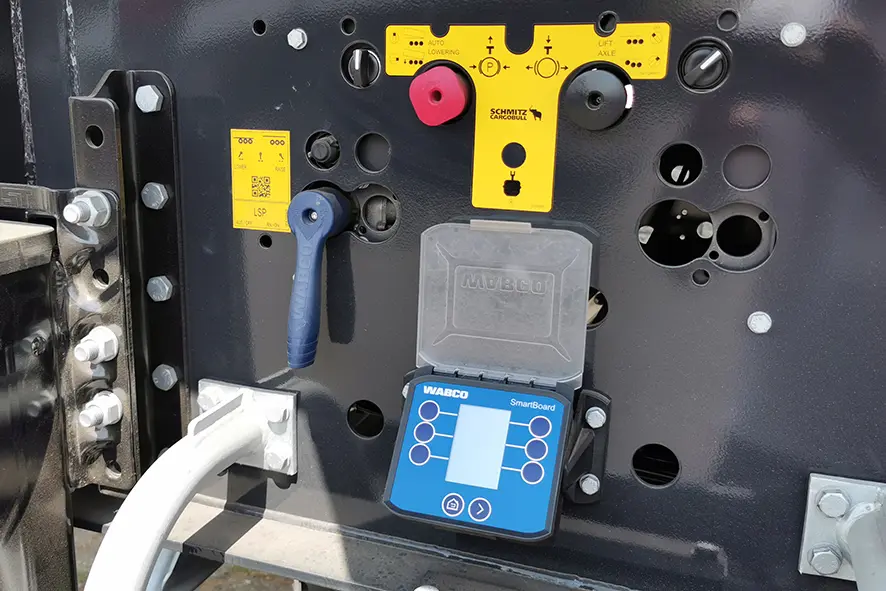 Schmitz Cargobull SKI 24 4-Axle Tipper Trailer 11