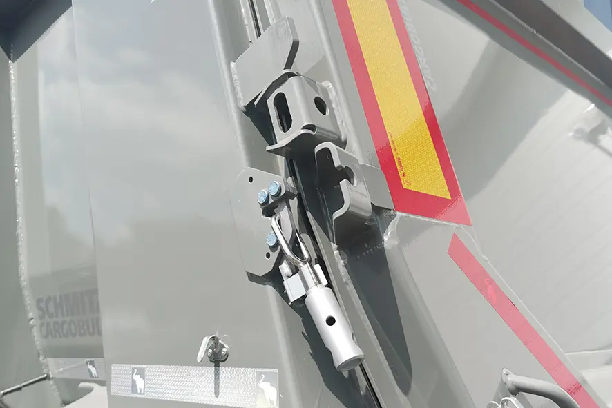 Schmitz Cargobull SKI 24 4-Axle Tipper Trailer 14