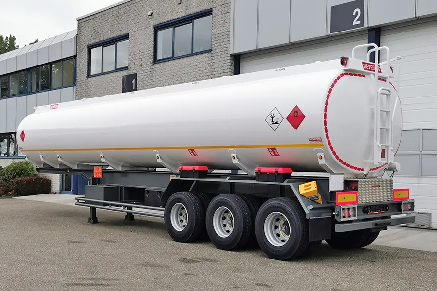 Sievering TSA45-5 ADR Fuel Tank Trailer 3-Axle 2