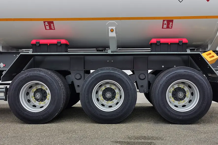 Sievering TSA45-5 ADR Fuel Tank Trailer 3-Axle 12