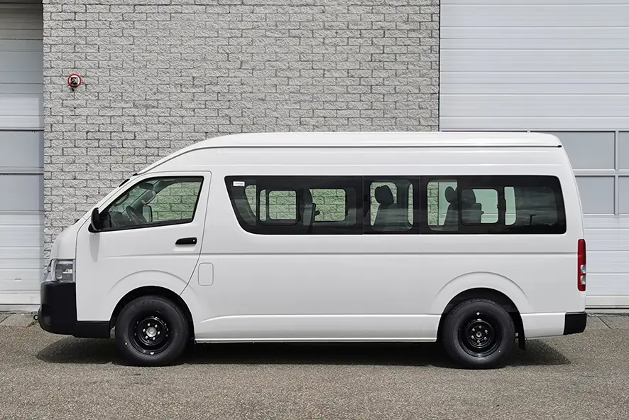Toyota Hiace GL High Roof 4x2 Mini Bus 4