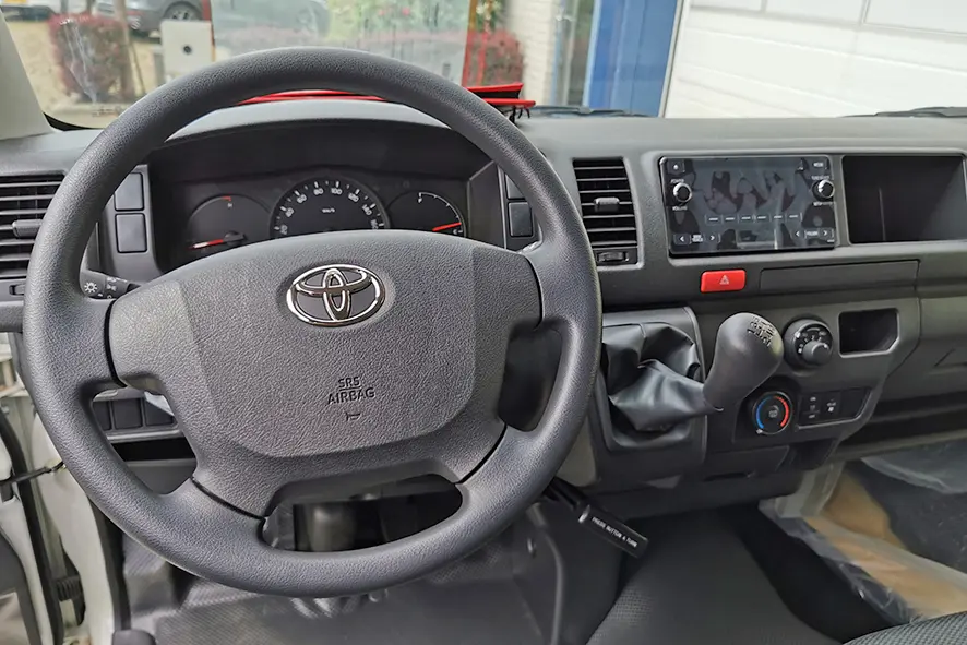 Toyota Hiace GL High Roof Mini bus 4x2 8