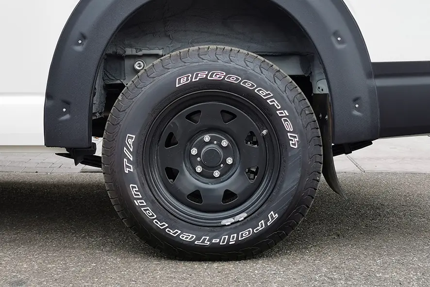 Toyota Hiace GL High Roof 4x4 Mini Bus 12