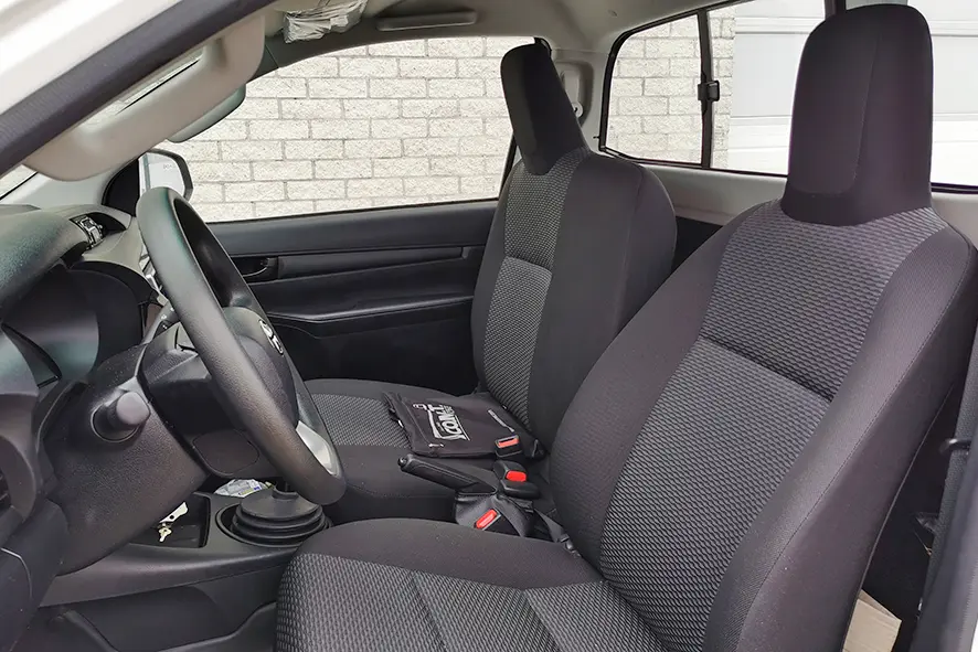 Toyota Hilux 2.4 DLX 4x4 Aerial Platform 9