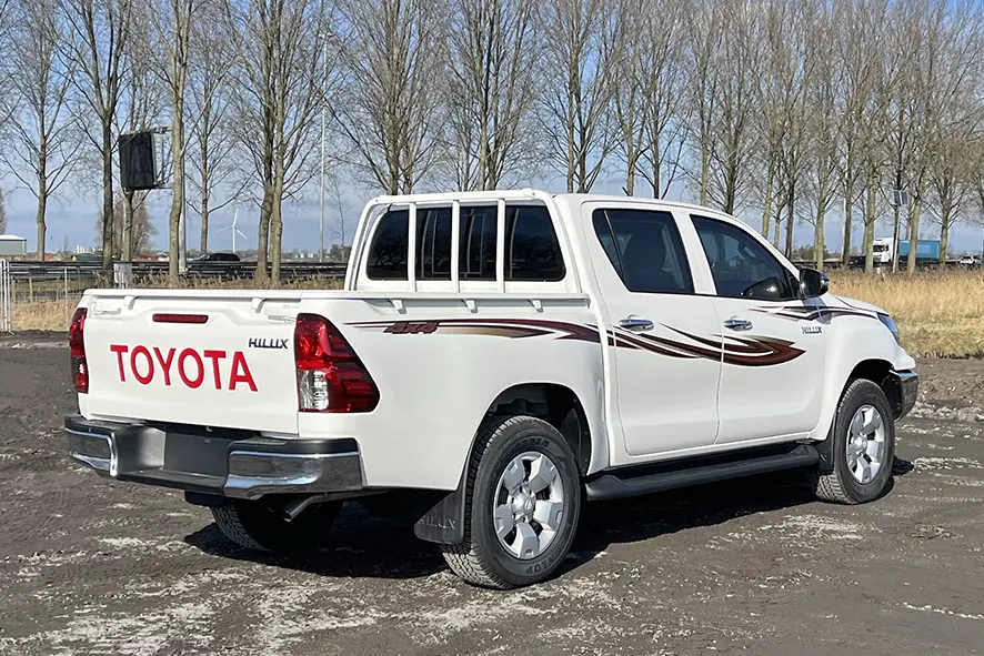 Toyota Hilux 2.4 GL 4x4 Armored 4