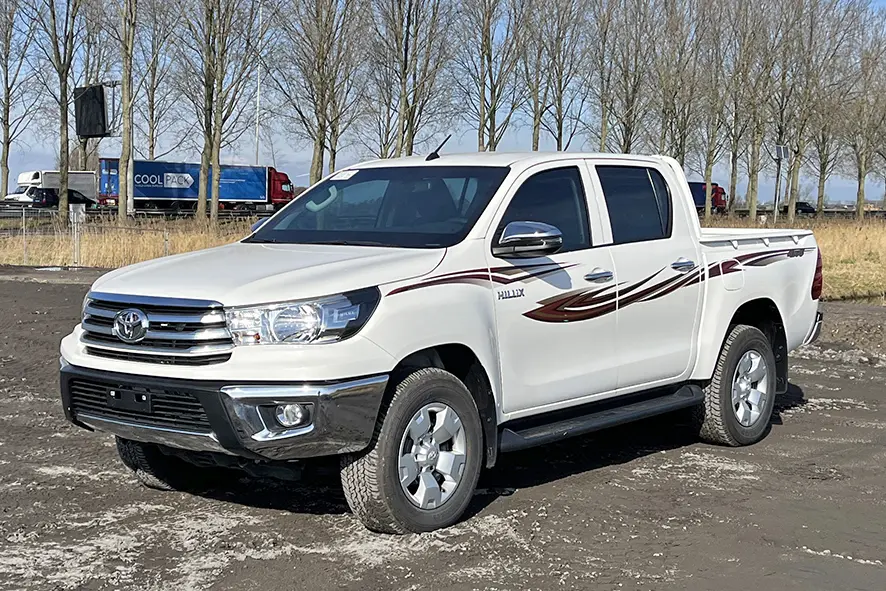 Toyota Hilux 2.4 GL Blindé 4x4 6