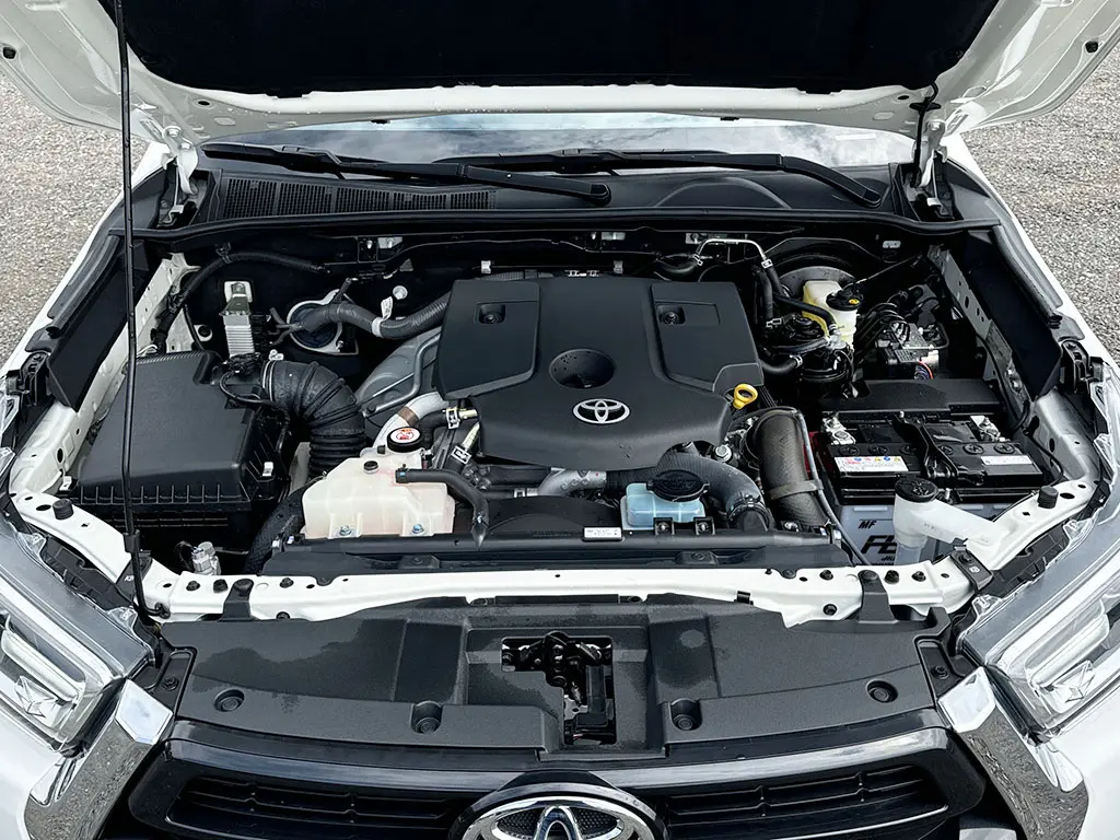 Toyota HiLux 2.4 GLX 4x4 Double Cab Pick-up 13