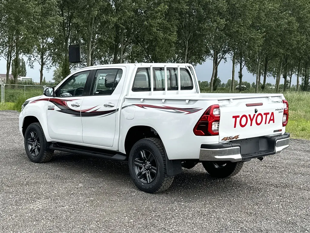 Toyota HiLux 2.4 GLX SR5 Double Cab Pick-up 4x4 2
