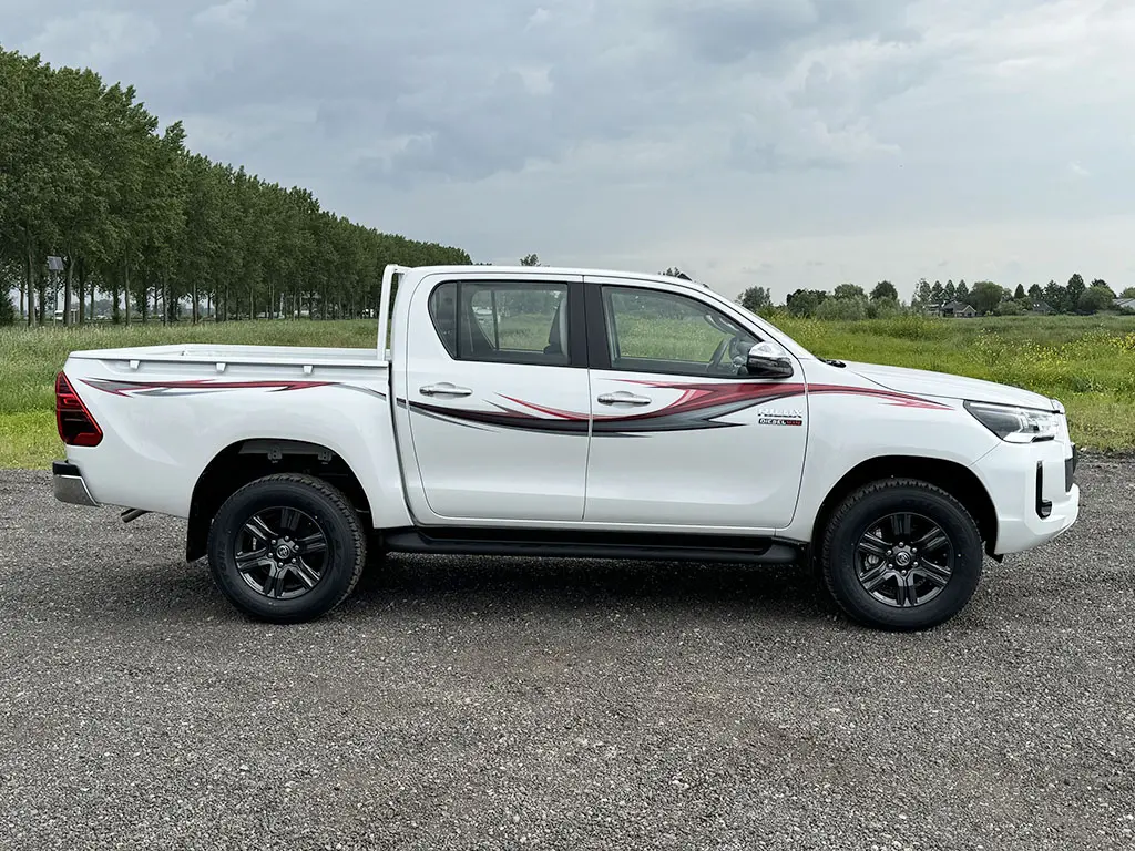 Toyota HiLux 2.4 GLX SR5 Double Cab Pick-up 4x4 6