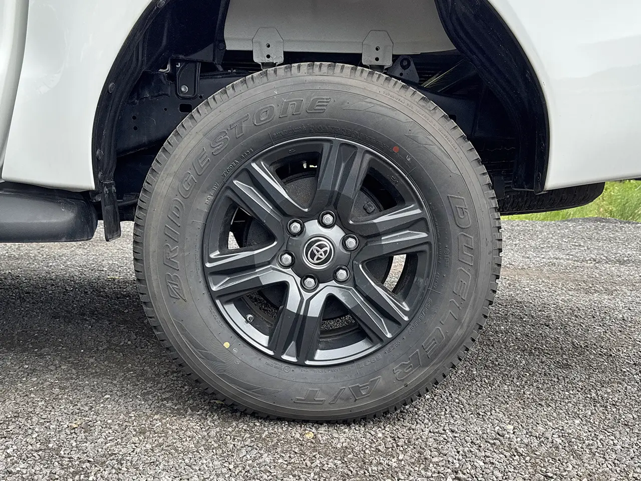 Toyota Hilux 2.7 LPG Double Cab Pick-up 4x4 17