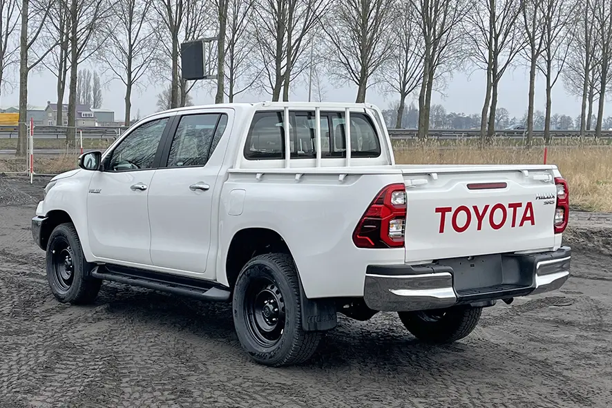 Toyota Hilux GLX T.DSL Double Cab Pick-up 4x4