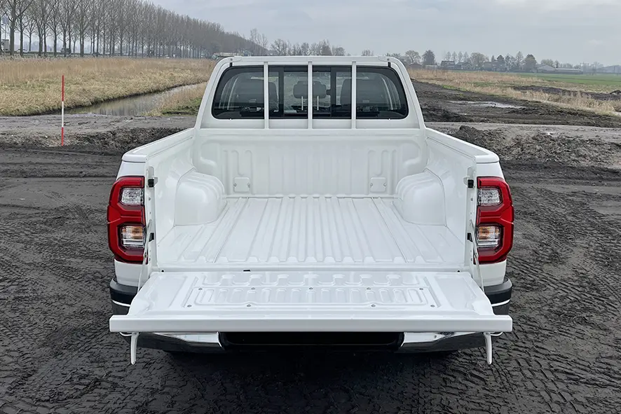 Toyota Hilux GLX T.DSL 4x4 Double Cab Pick-up 11