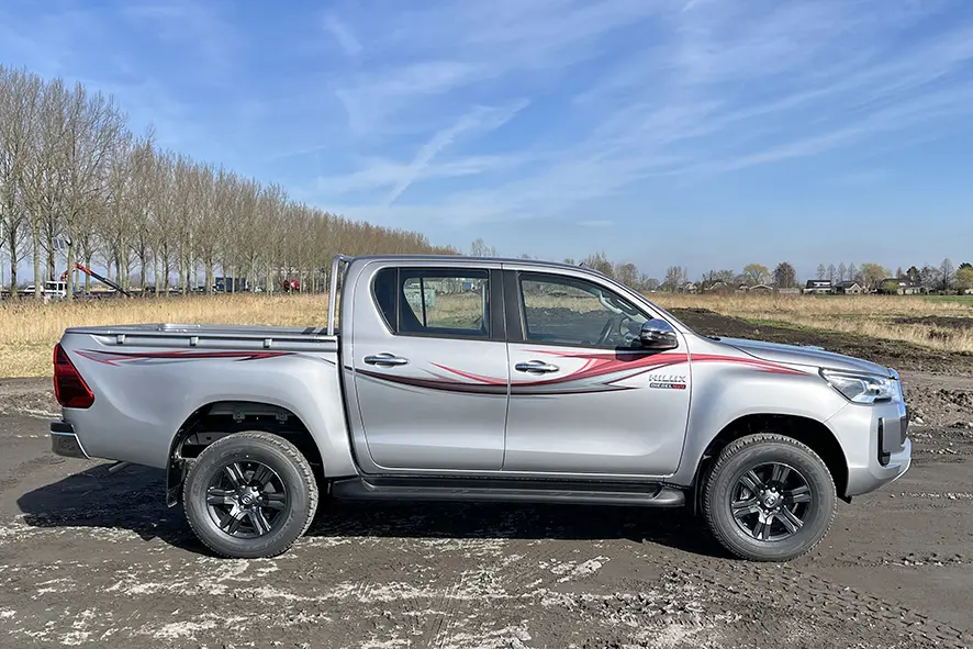 Toyota Hilux GLX T.DSL 4x4 Double Cab Pick-up 6