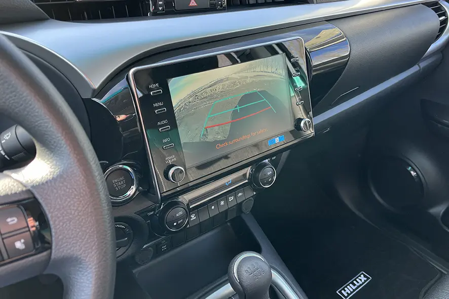 Toyota Hilux GLX T.DSL 4x4 Double Cab Pick-up 9