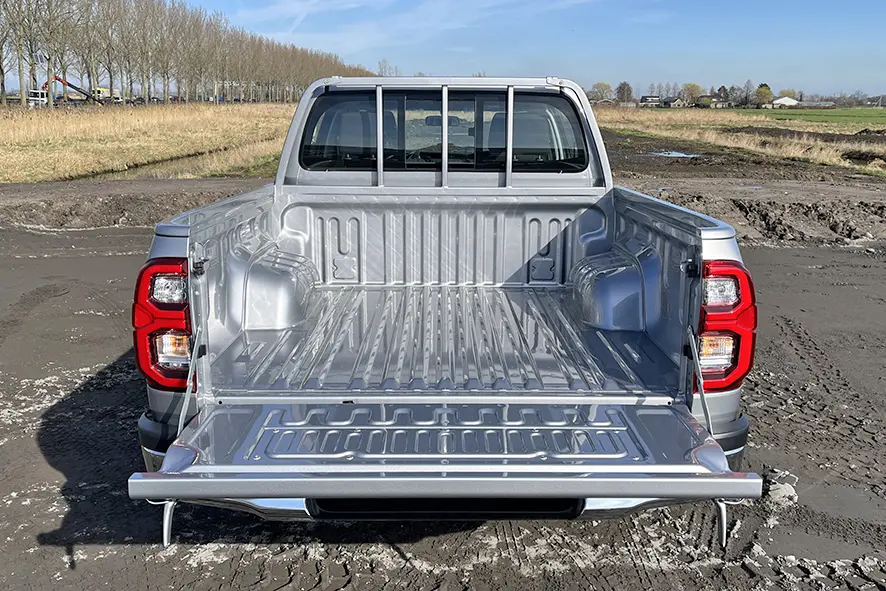 Toyota Hilux GLX T.DSL Double Cab Pick-up 4x4 12