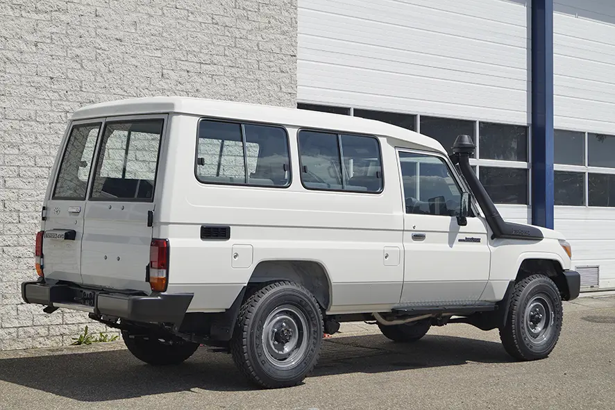 Toyota Land Cruiser HZJ78L 4x4 Hard Top 5