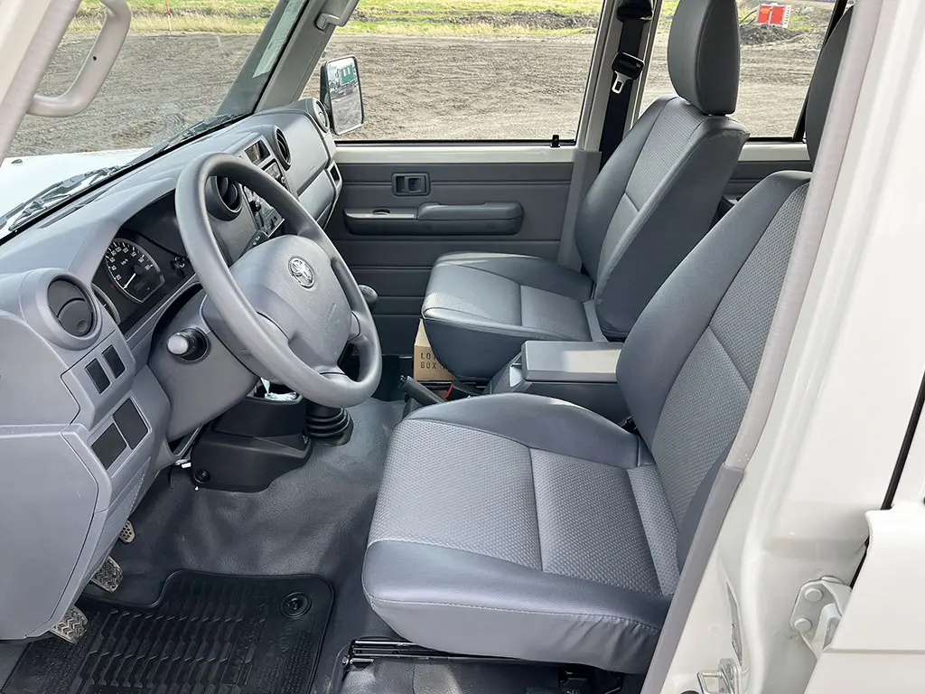 Toyota Land Cruiser HZJ79 Pick-up cabine double 4x4 8