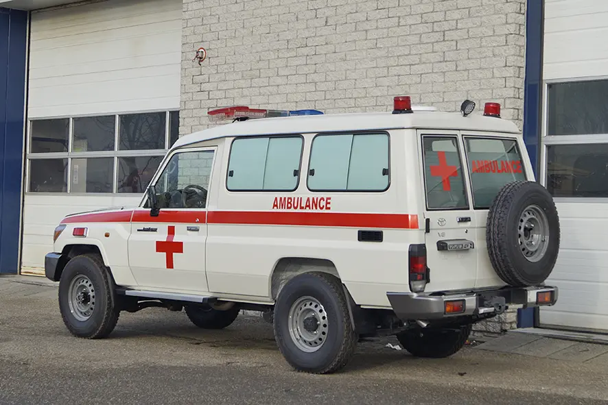 Toyota Land Cruiser VDJ78L V8 4x4 Ambulance 2