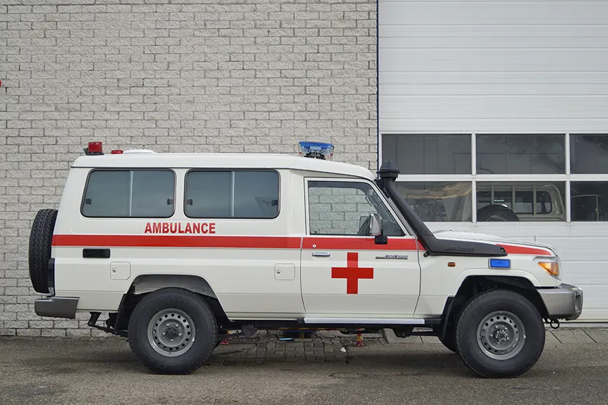 Toyota Land Cruiser VDJ78L V8 Ambulance 4x4 5