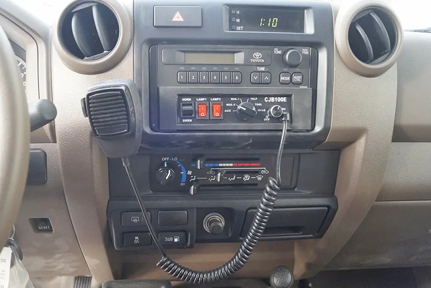 Toyota Land Cruiser VDJ78L V8 Ambulance 4x4 10
