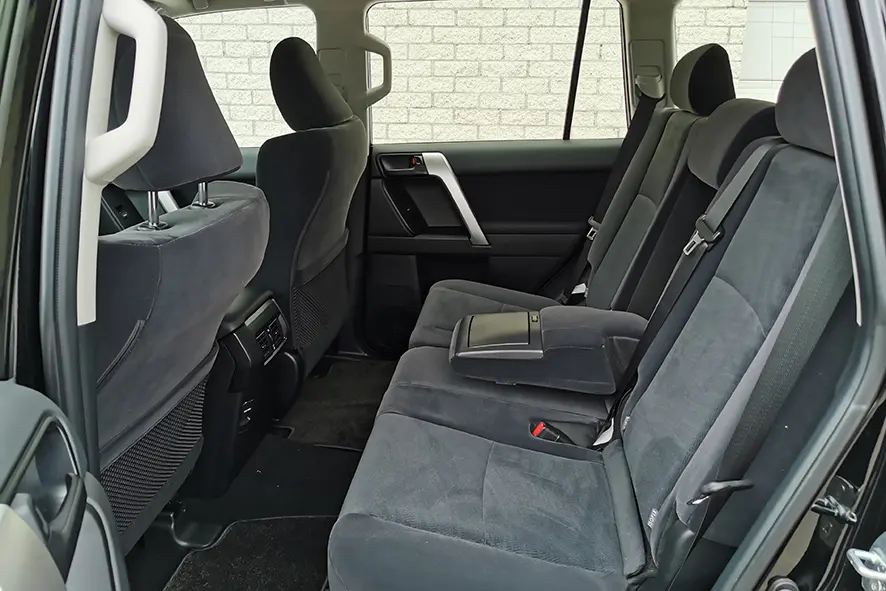 Toyota Prado TXL AT 4x4 Sports Utility Vehicle (SUV) 10