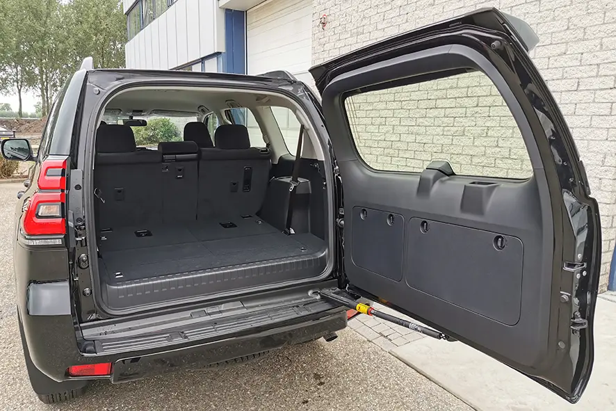 Toyota Prado TXL AT 4x4 Sports Utility Vehicle (SUV) 12