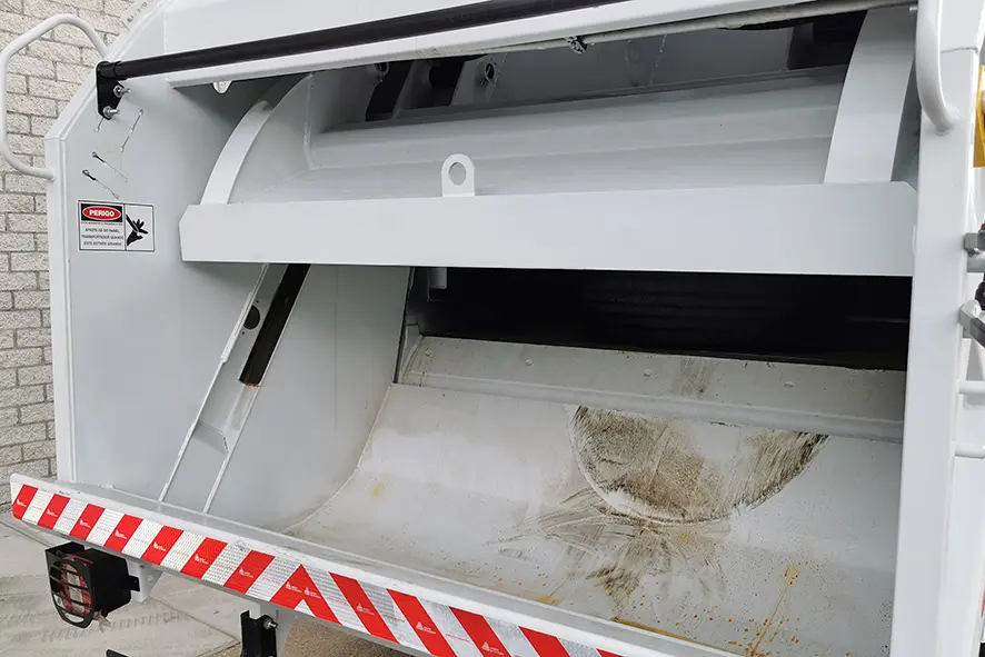 Volkswagen Constellation 17.250 BB CH 4x2 Garbage Collector 17