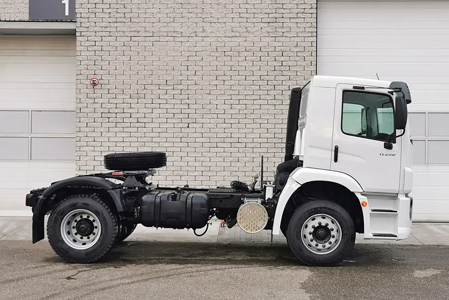 Volkswagen Constellation 17.250 BB SA Tracteur 4x2 6