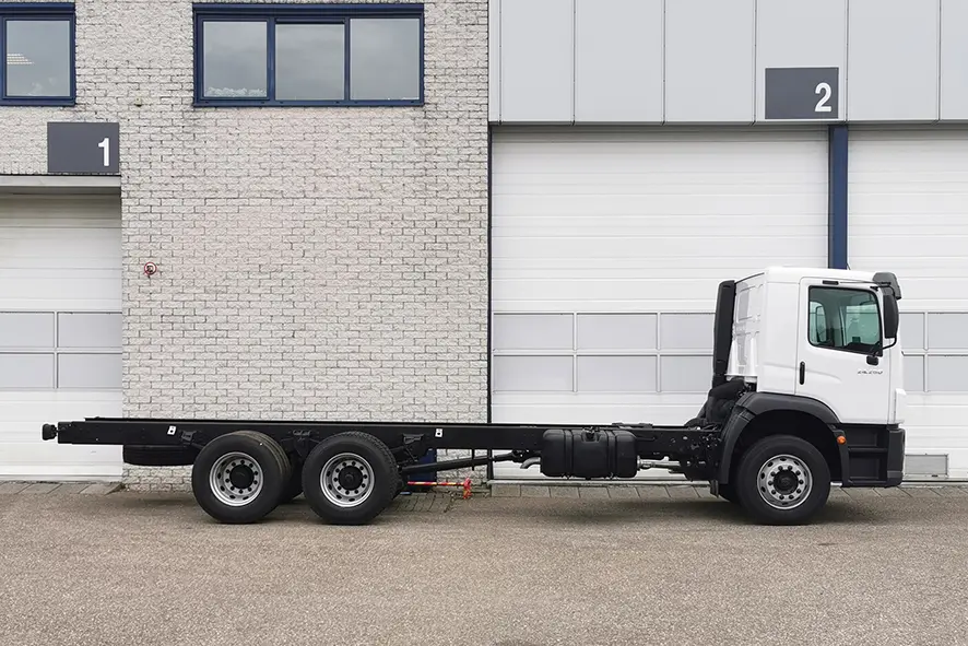 Volkswagen Constellation 24.250 BB CH 6x2 Chassis Cabin 6