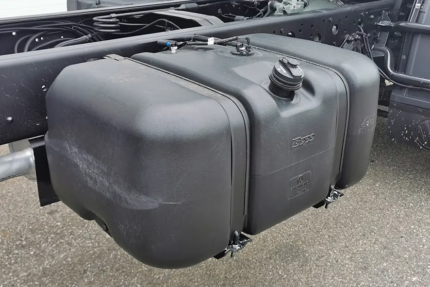 Volkswagen Constellation 24.250 BB CH Chassis Cabin 6x2 10