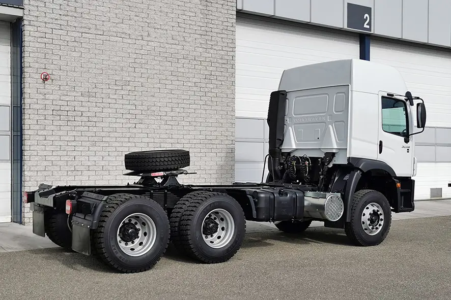 Volkswagen Constellation 31.320 BB SA 6x4 Tractor Head 5