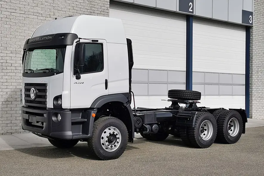 Volkswagen Constellation 31.320 BB SA 6x4 Tractor Head 7