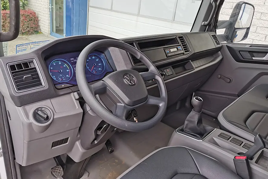 Volkswagen Delivery 9.170 BB CH 4x2 Chassis Cabin 3