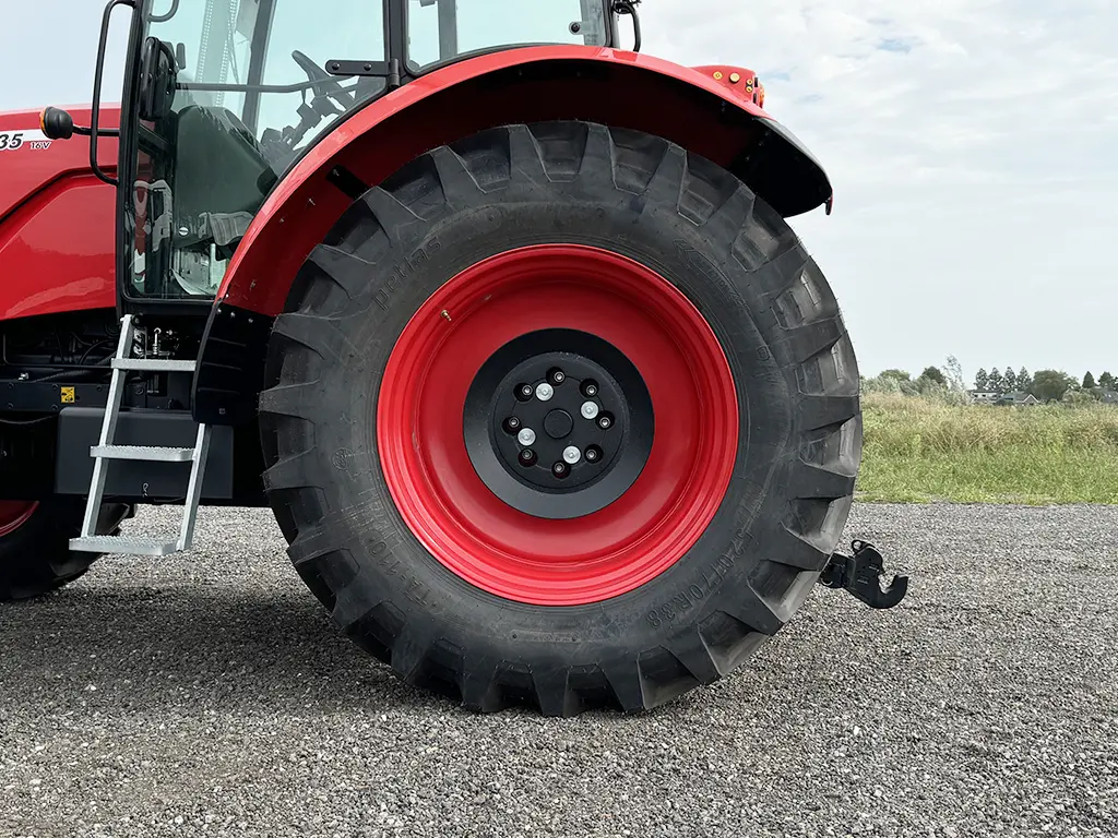 Zetor Forterra CL 135 4x4 Agricultural Tractor 16