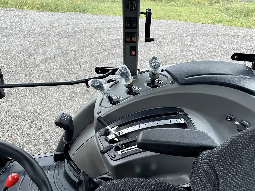 Zetor Proxima Plus 110 4x4 Agricultural Tractor 9