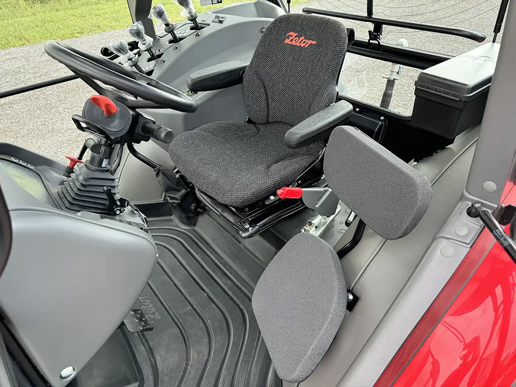 Zetor Proxima Power 120 Agricultural Tractor 4x4 3