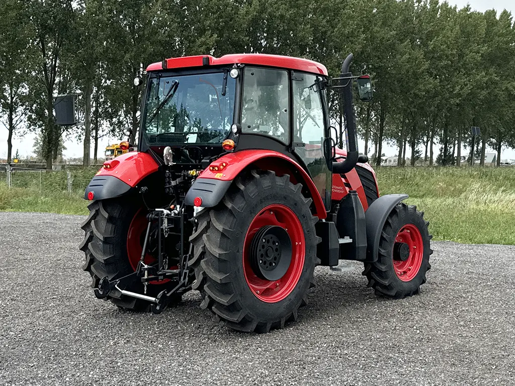 Zetor Proxima Power 120 4x4 Agricultural Tractor 5